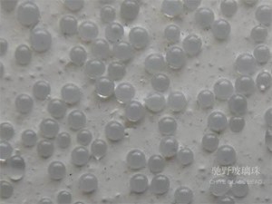闪亮大玻璃珠